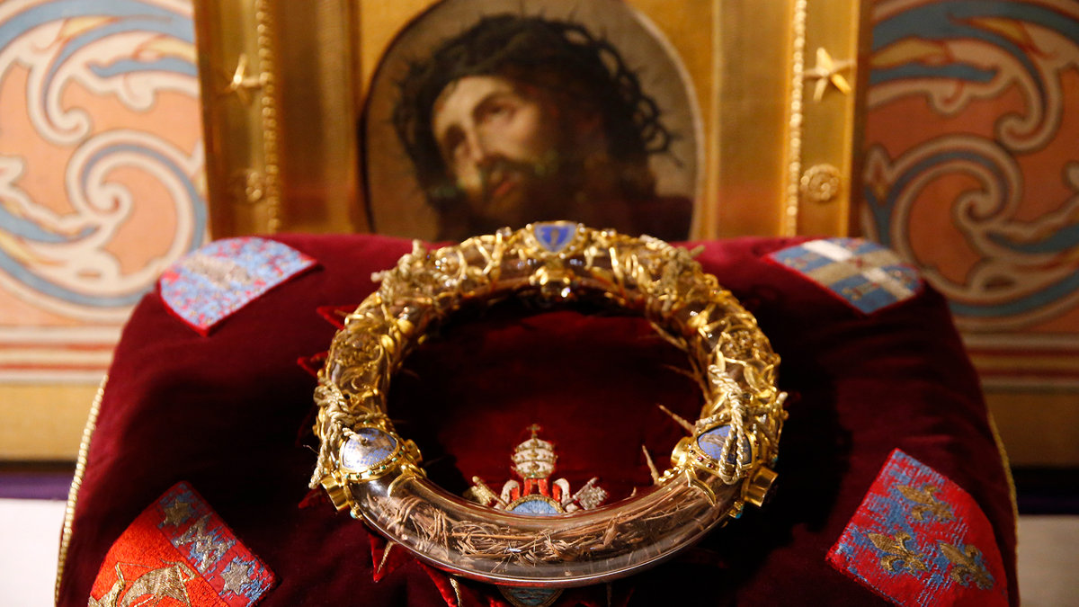 CROWN OF THORNS
