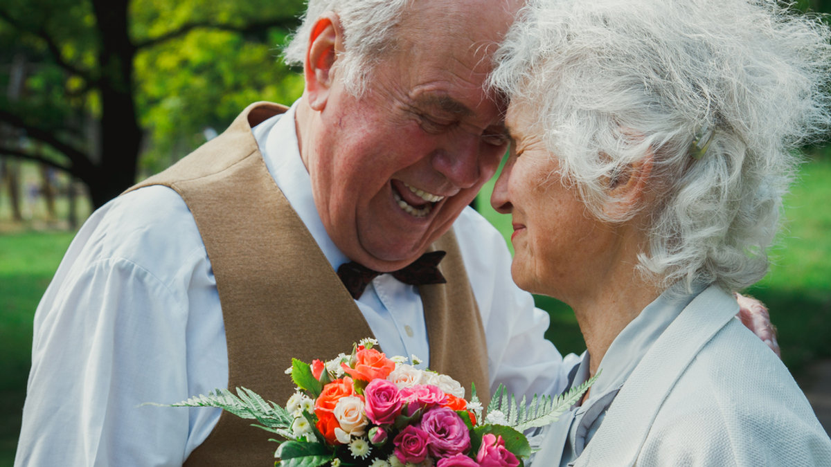 HAPPY, OLD, COUPLE