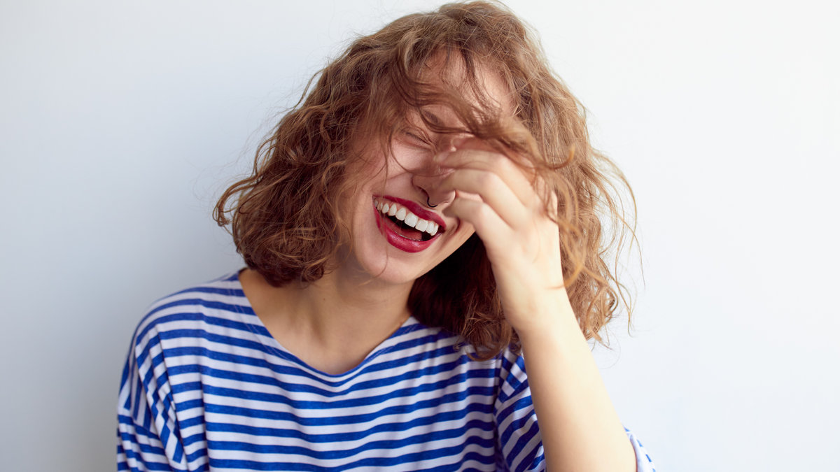 HAIR, SMILE, LAUGHING