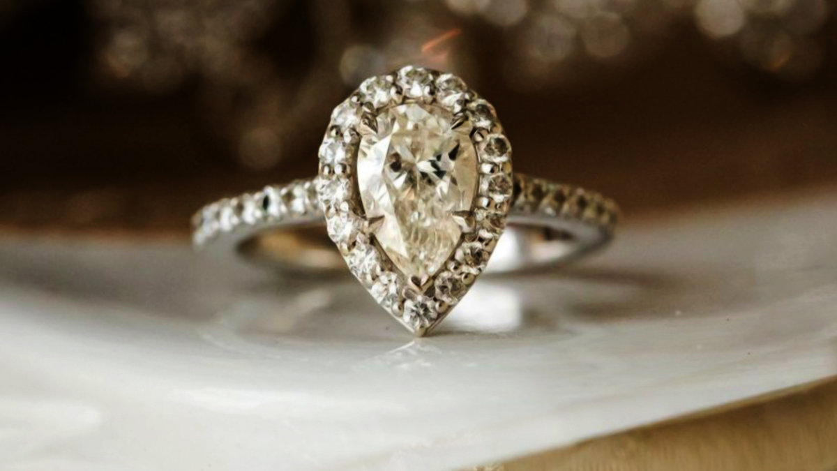 ENGAGEMENT RING