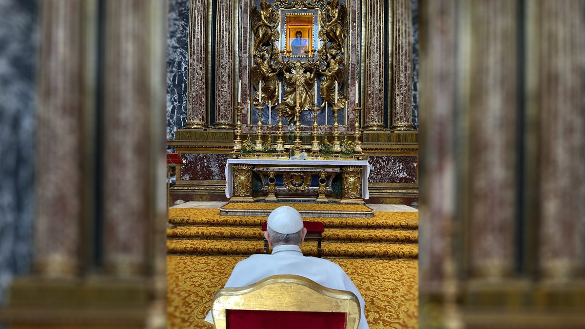 WEB-2×4-Pope-Francis-was-discharged-from-A.-Gemelli-Hospital-this-morning-Foto.jpg