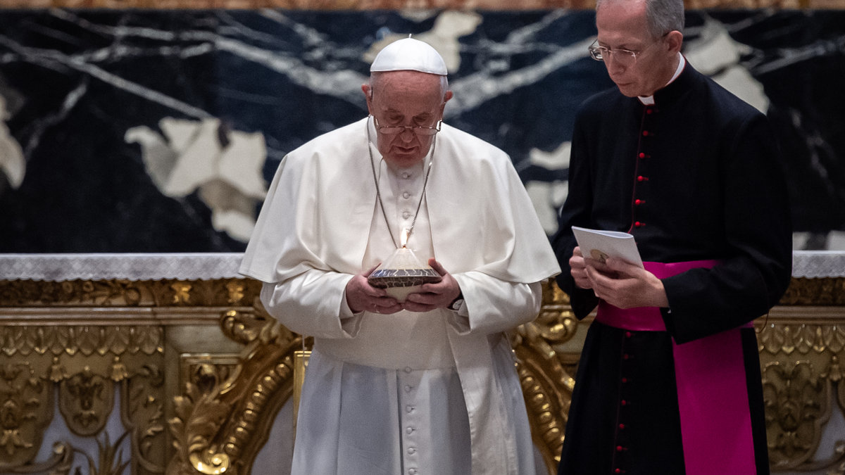 WEB2-AMPFLJ0121-POPE-FRANCIS-LEBANON-PRAYER-Antoine-Mekary-ALETEIA-AM_7752.jpg