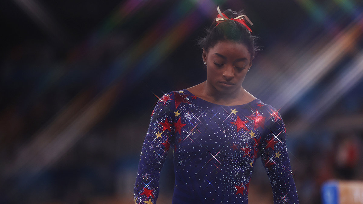 SIMONE BILES