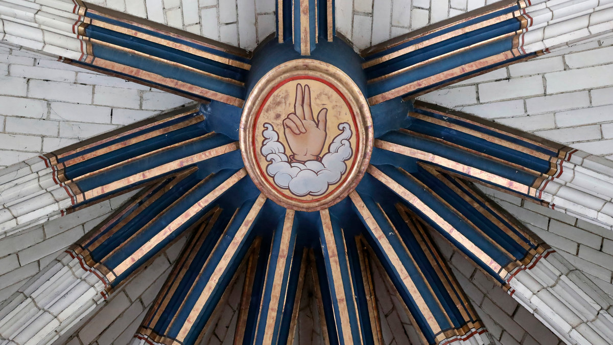 main de dieu cathédrale orléans