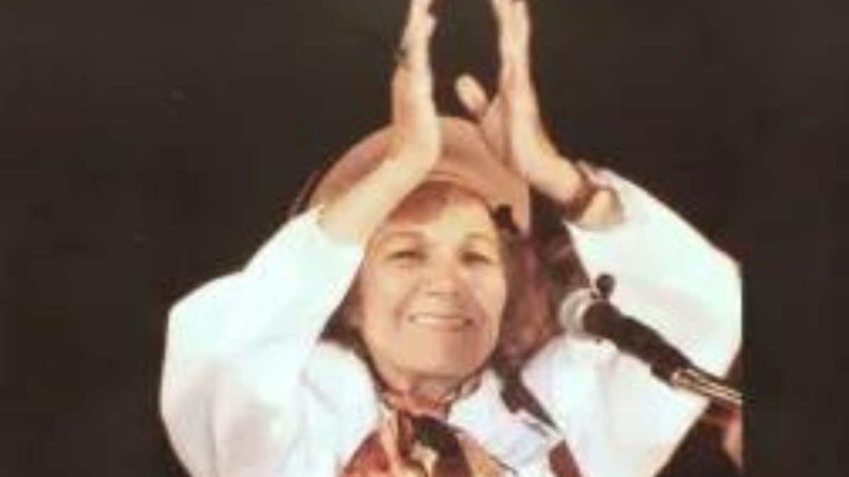 MARIA ESPERANZA DE BIANCHINI