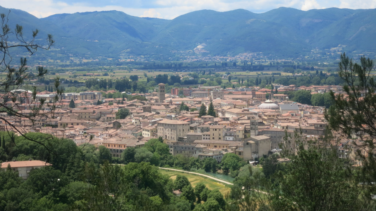 1Rieti_da_Colle_San_Mauro_-_Centro_storico_2_mid.jpg