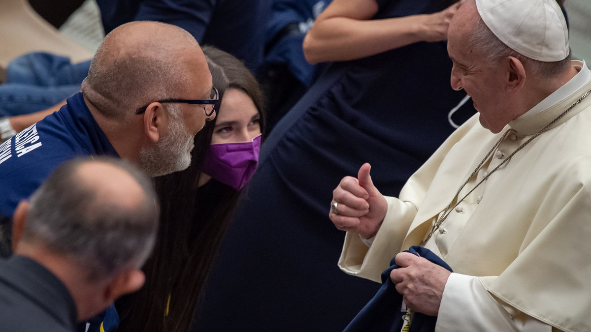 WEB-AMA2521-POPE-AUDIENCE-AUGUST-25-21-AMA1821-Antoine-Mekary-ALETEIA-AM_9032.jpg
