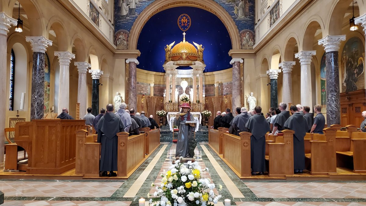 WEB-NATIONAL-SHRINE-ST-MAXIMILIAN-KOLBE-MARYTOWN-INTERIOR-ADORATION-CHAPEL-FACEBOOK-WITH-PERMISSION.jpg