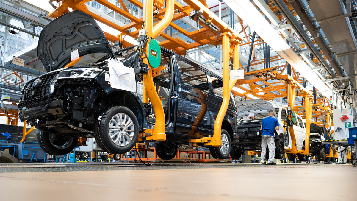 car-factory-in-germany-043_dpa-pa_211001-99-442910_dpai.jpg