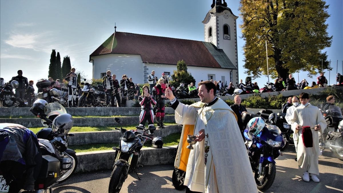 martin golob maša za motoriste