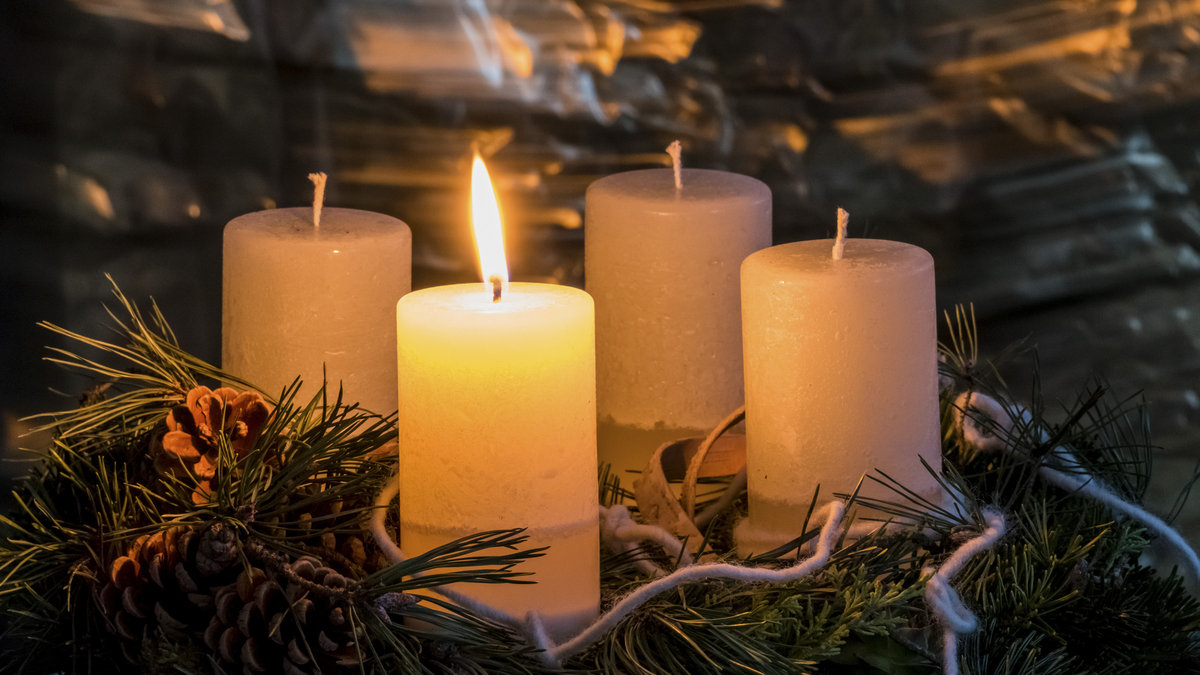 ADVENT WREATH