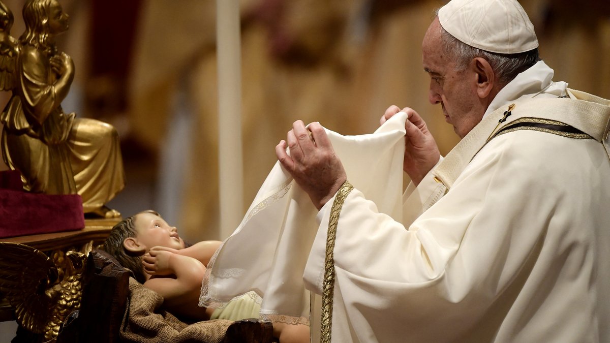 POPE CHRISTMAS MASS