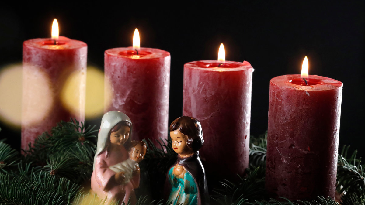 ADVENT CANDLES