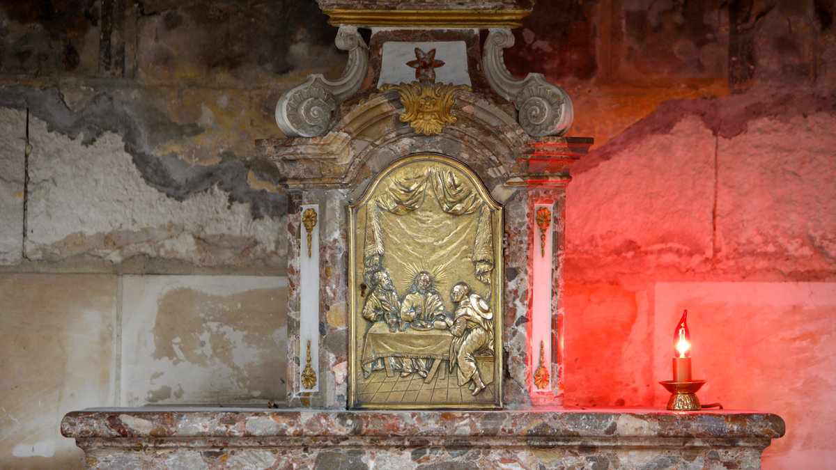 WEB2-TABERNACLE-GODONG-FR448141A.jpg