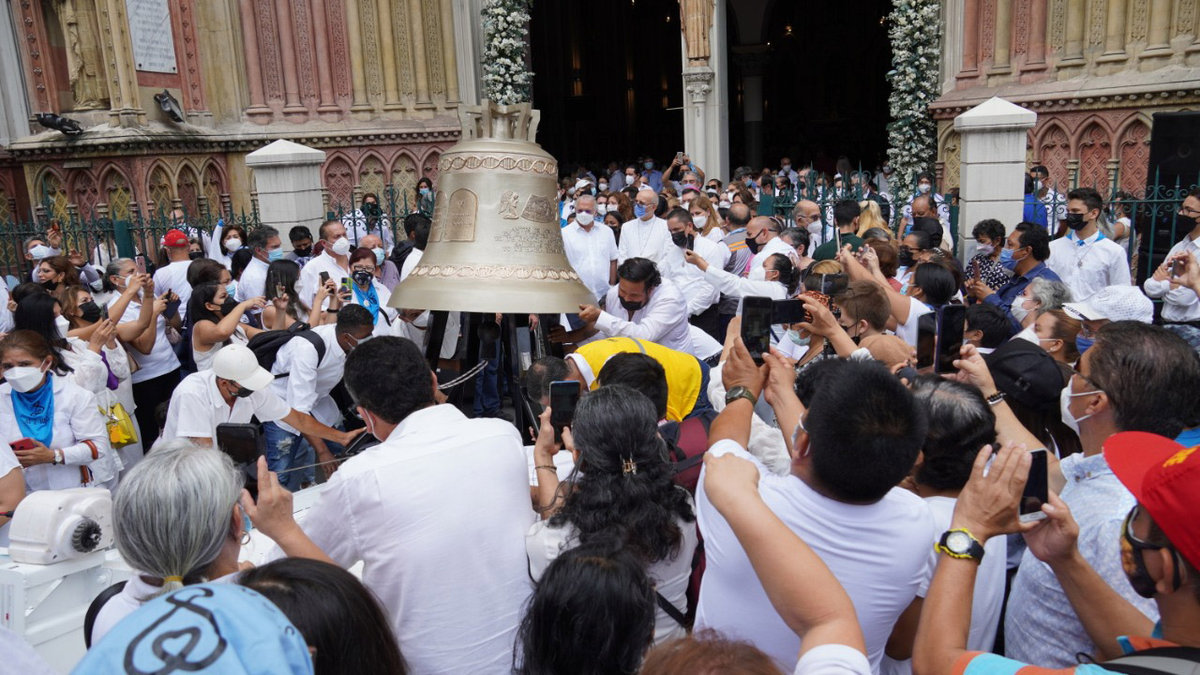 CAMPANA