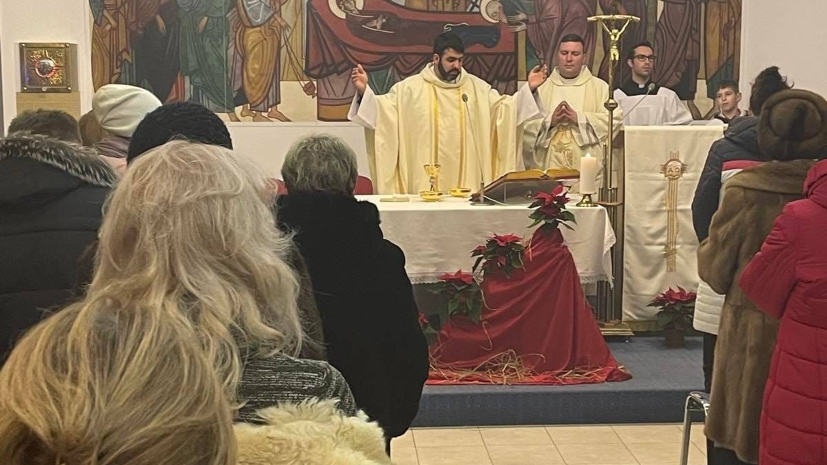 Pe. Lucas Perozzi Jorge, padre brasileiro na Ucrânia