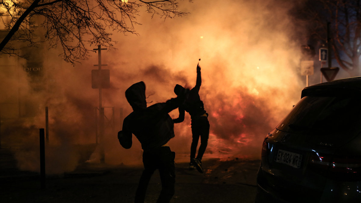 WEB2-MANIFESTATION-CORSE-AFP-000_32642WX.jpg