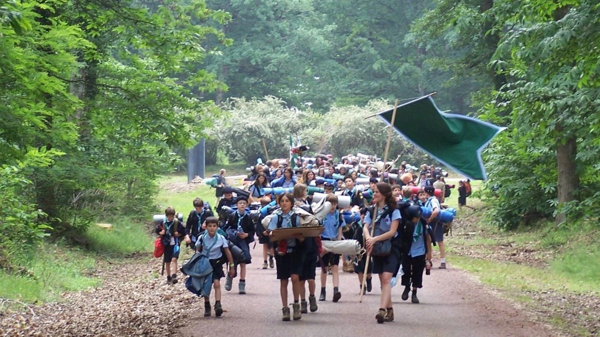 SCOUTS-UNITAIRES-DE-FRANCE.jpg