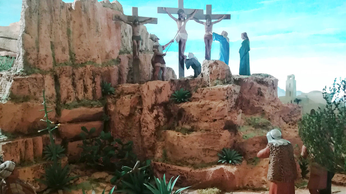 DIORAMA