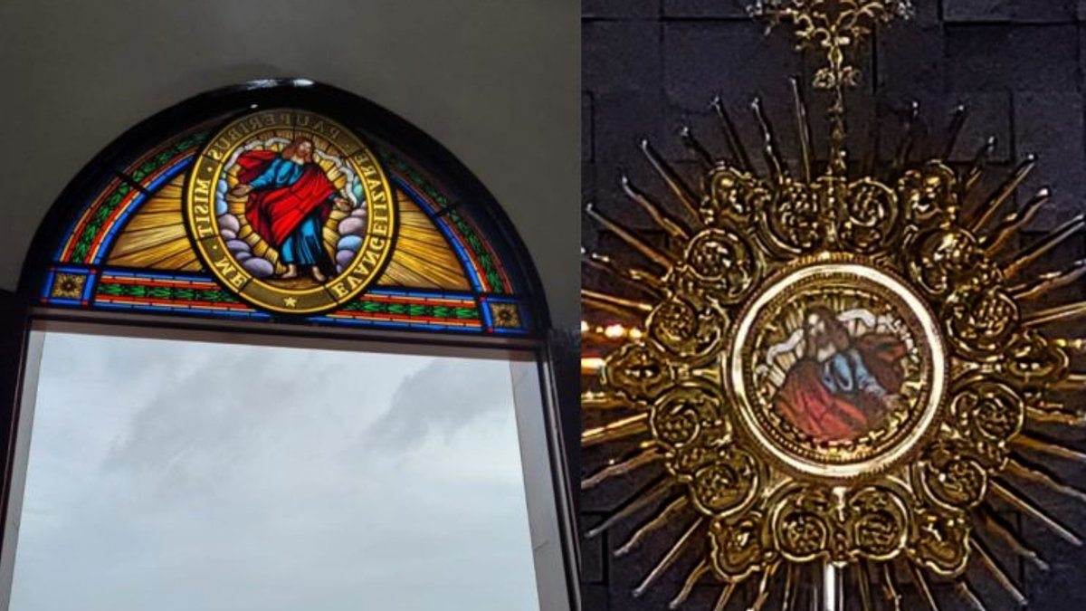 Imagem de Jesus se reflete sobre ostensório