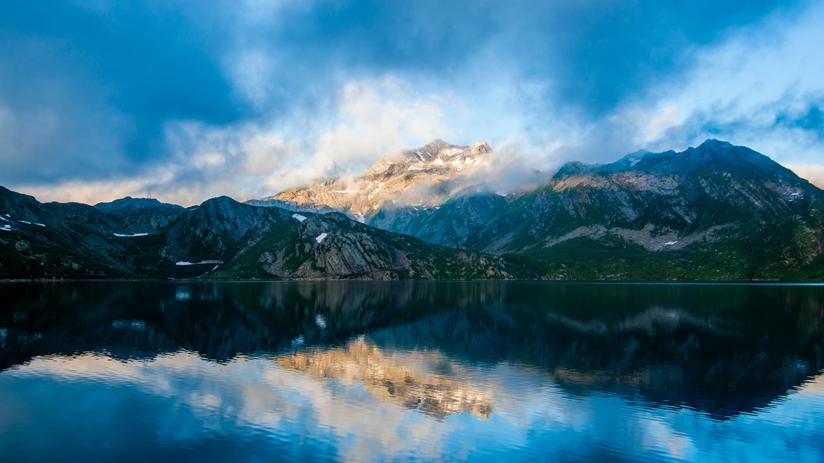 alberto-restifo-Ni4NgA64TFQ-unsplash.jpg