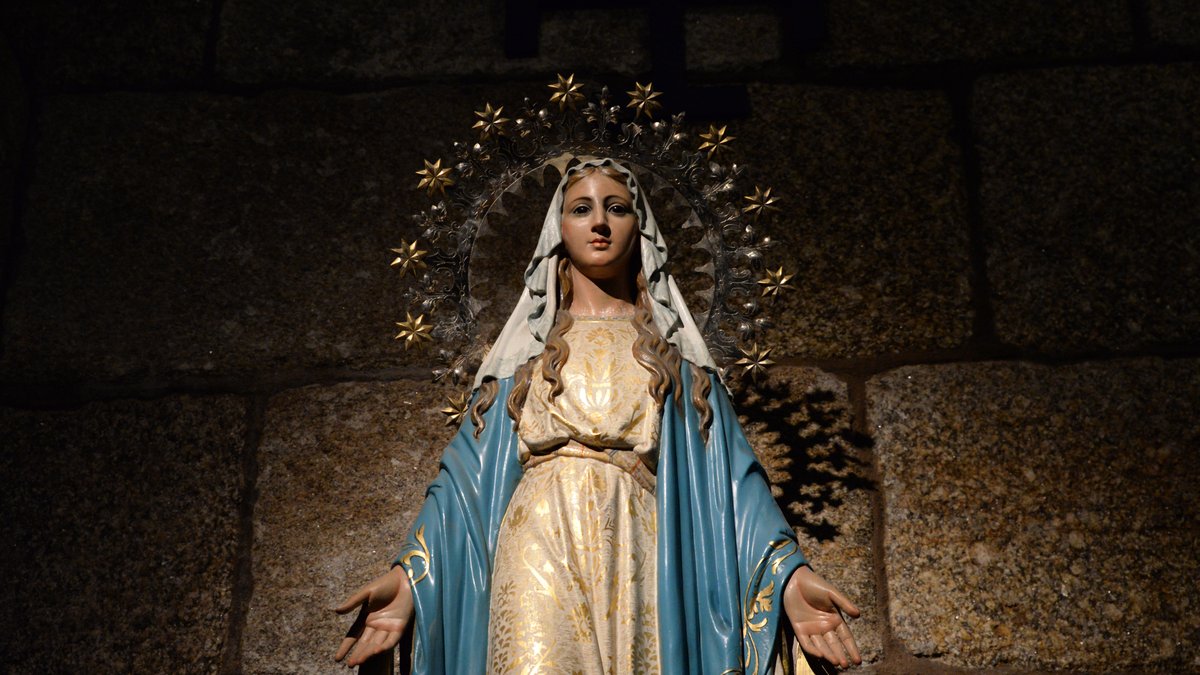 MARY
