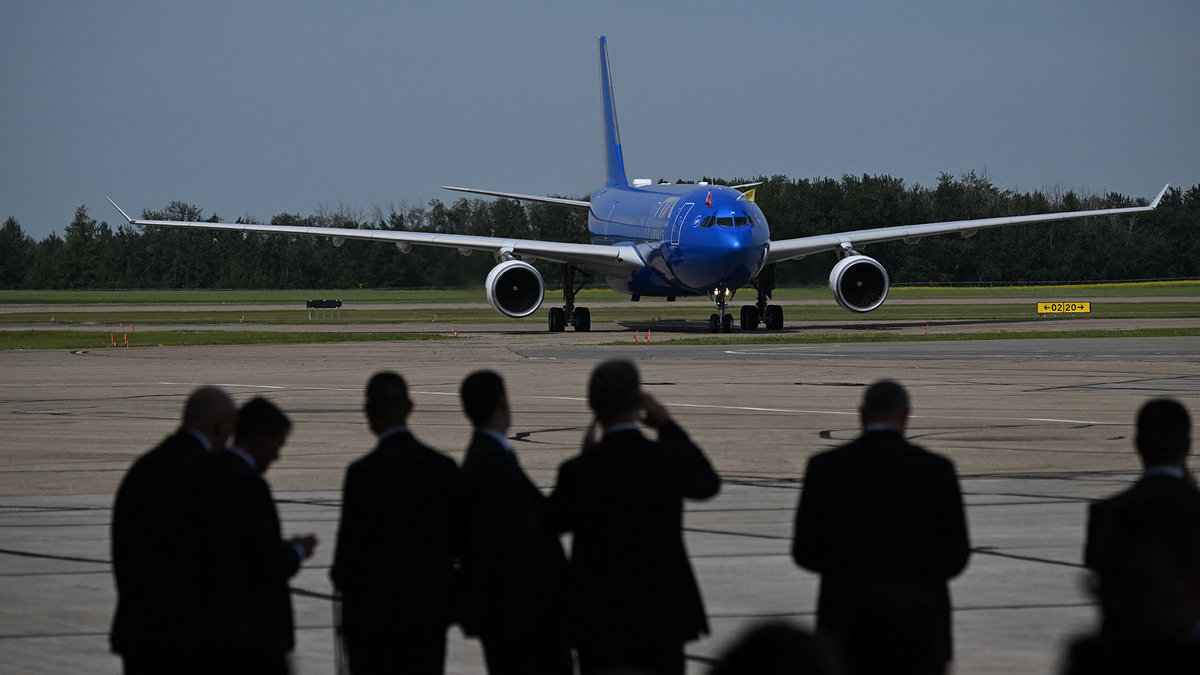 An-ITA-Airways-plane-with-Pope-Francis-onboard-lands-at-Edmonton-AFP
