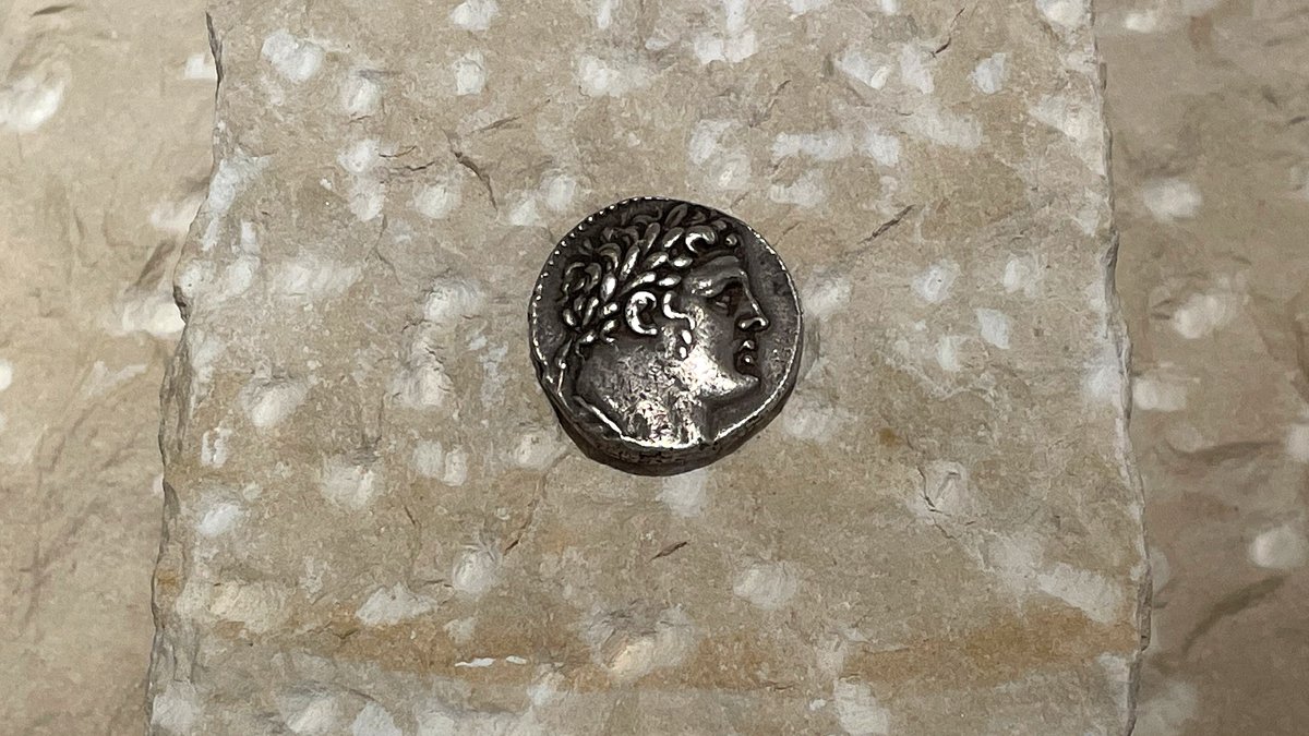 denarius-of-Augustus_PhotoCredit-Fr.-Pawel-Rytel-Andrianik.jpg