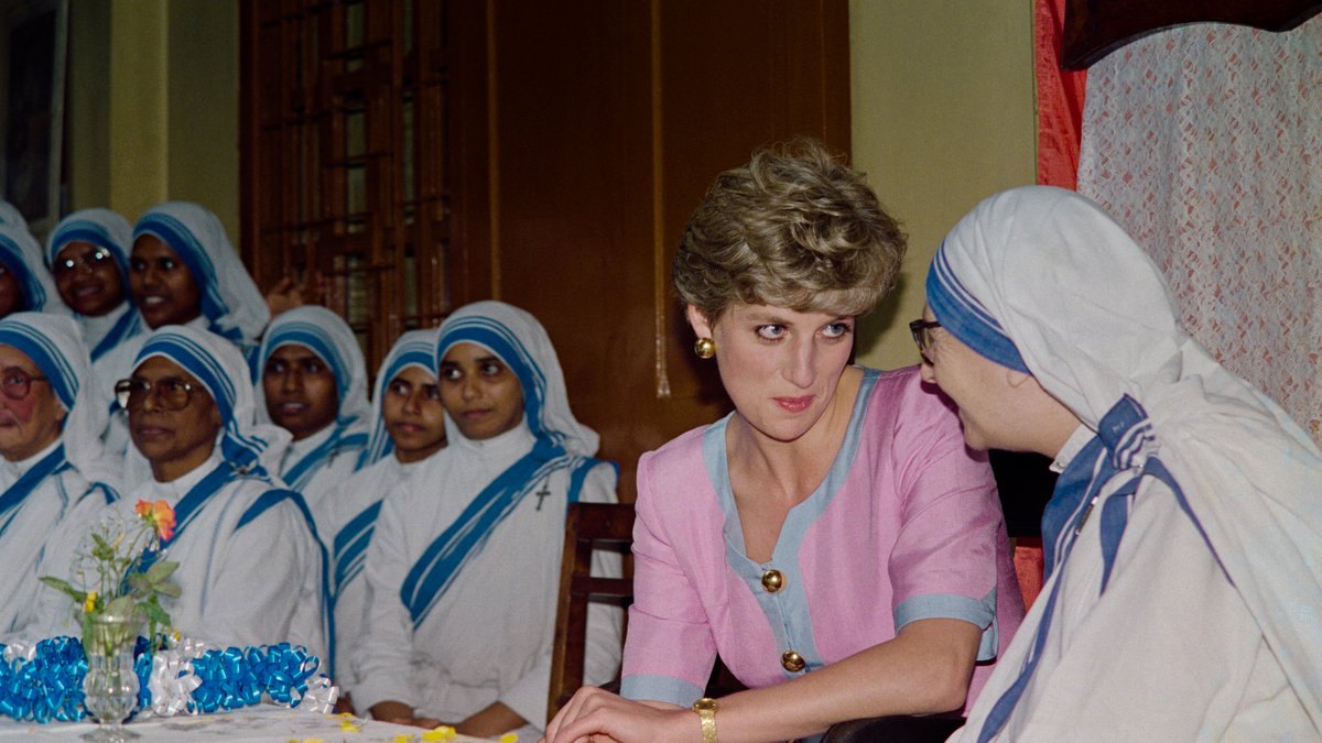 Diana y las hermanas de la caridad