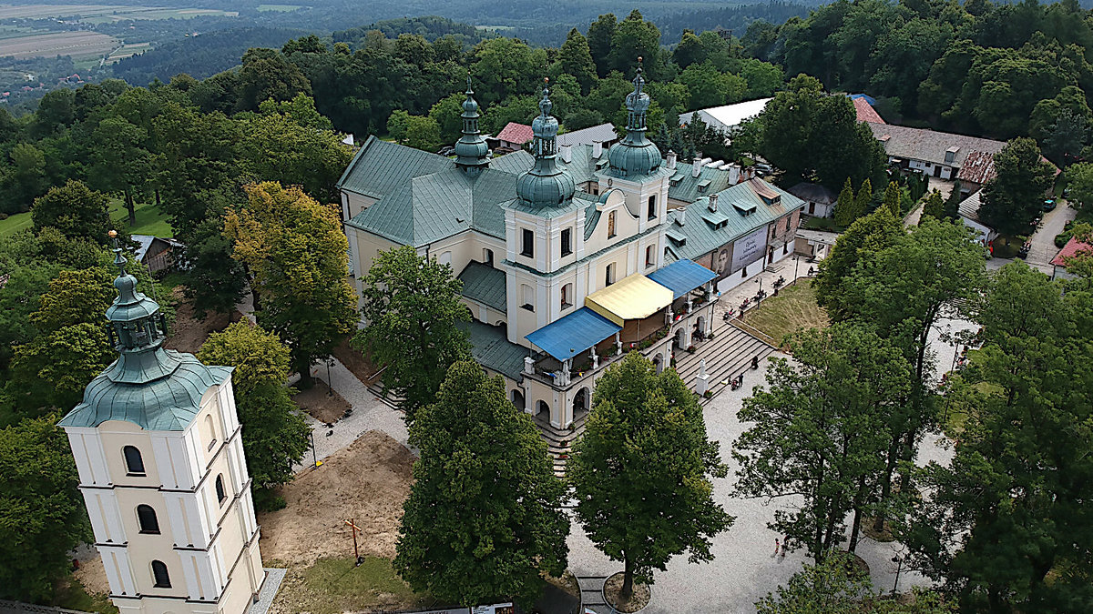 Sanktuarium w Kalwarii Pacławskiej