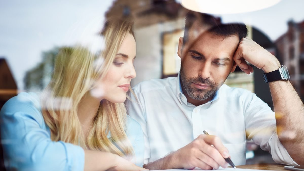 couple-writing-e1666876250244.jpg