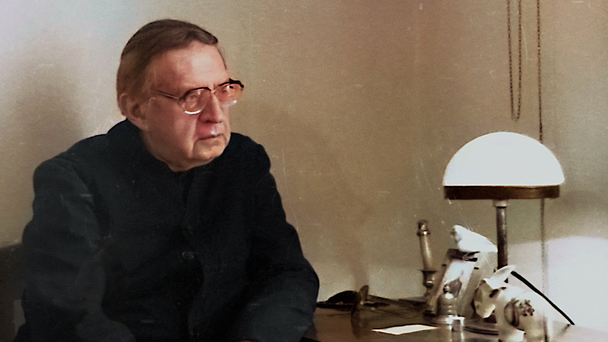 Ksiądz Jan Twardowski