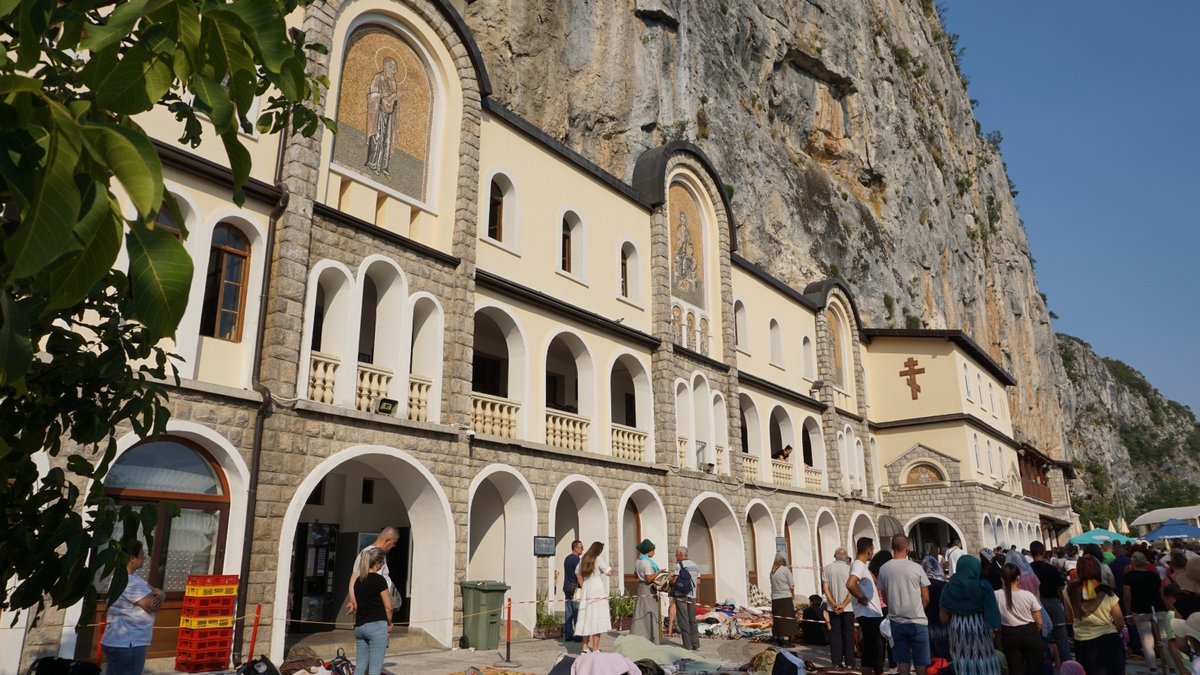 monaster-ostrog-krzysztof-jedrasik