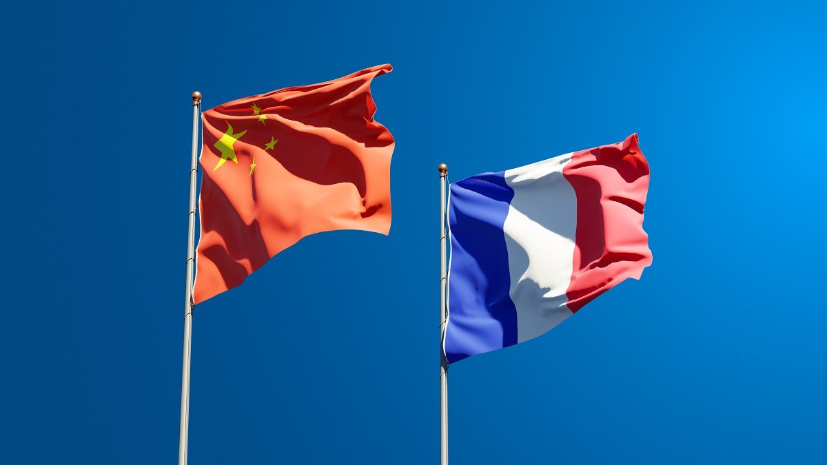 Chine-Franceshutterstock_1848066349
