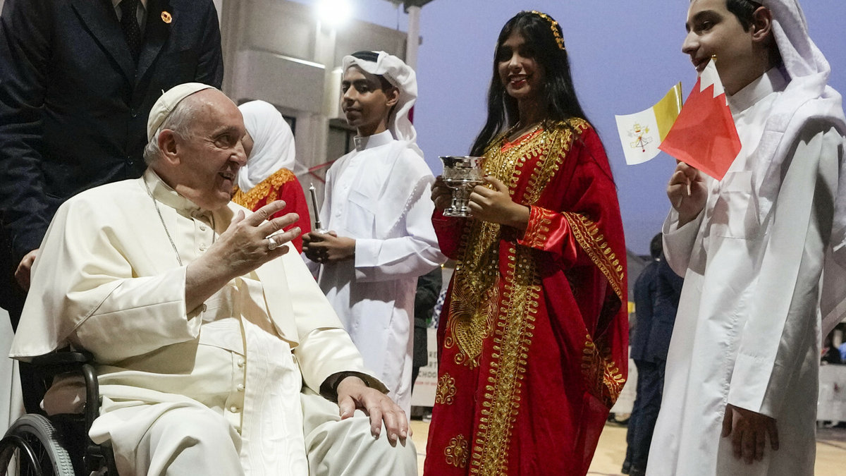 papież Franciszek spotkał się z młodzieżą w Bahrajnie