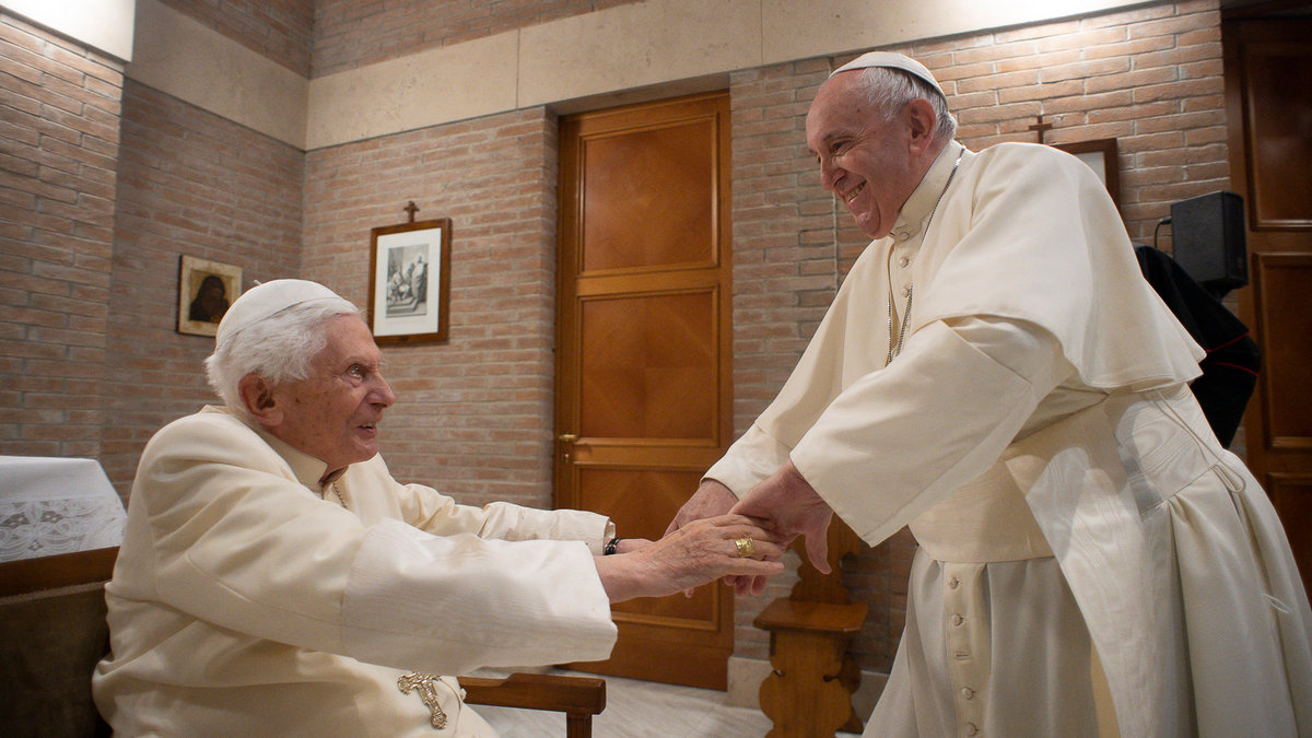 Pope-Benedict-XVI and Pope Francis