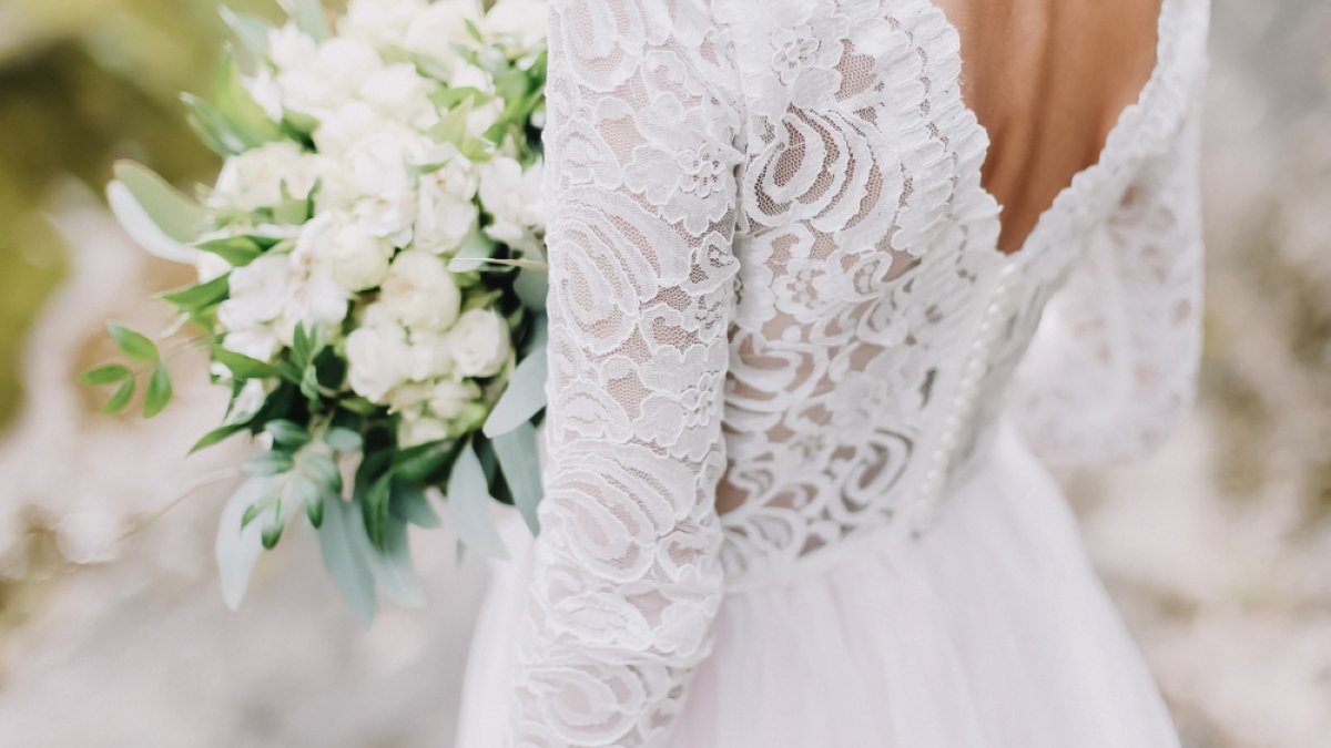 wedding dress