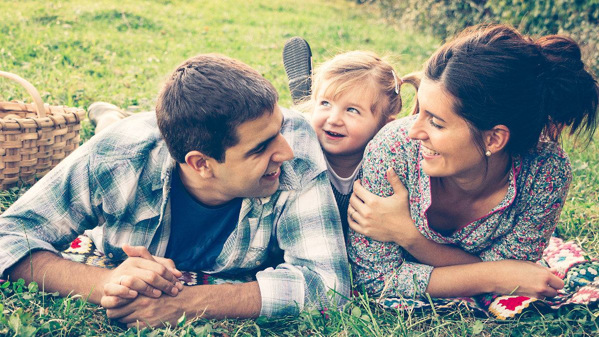 family, happy, picnic, kids, parents, mom, dad