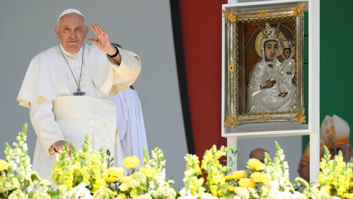 Papa Francisco celebra a Missa na Hungria