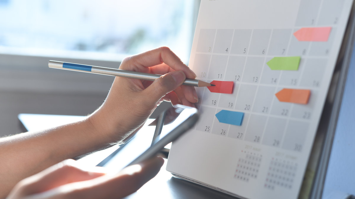 CALENDAR-shutterstock_2002803581.jpg
