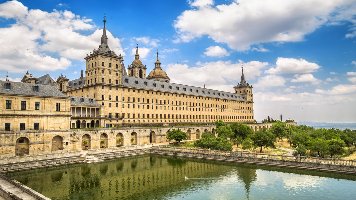 Monasterio Real de San Lorenzo de El Escorial cerca de Madrid, España