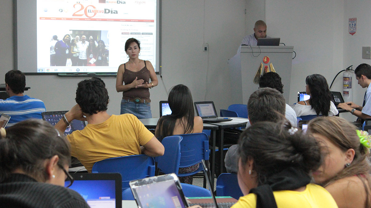 Estudiantes_de_la_Universidad_de_Ibague.jpg