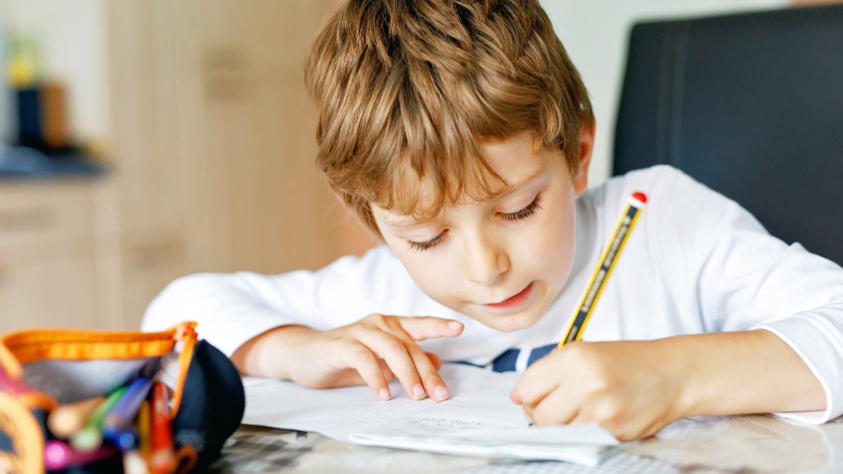 DEVOIRS
