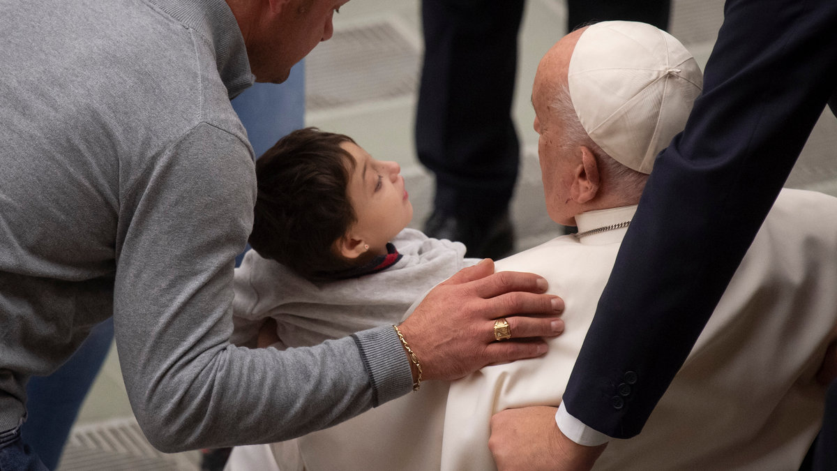 POPE-FRANCIS-AUDIENCE-PAULVIHALL-NOVEMBER-29