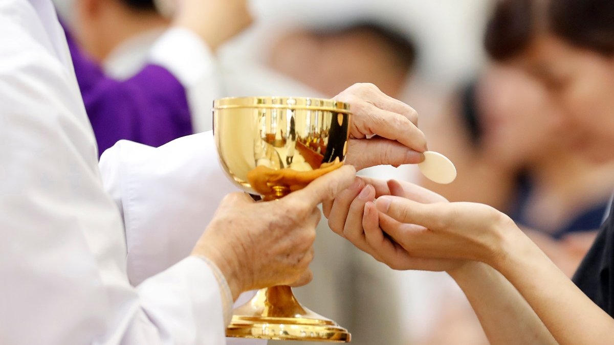 Communion.jpg