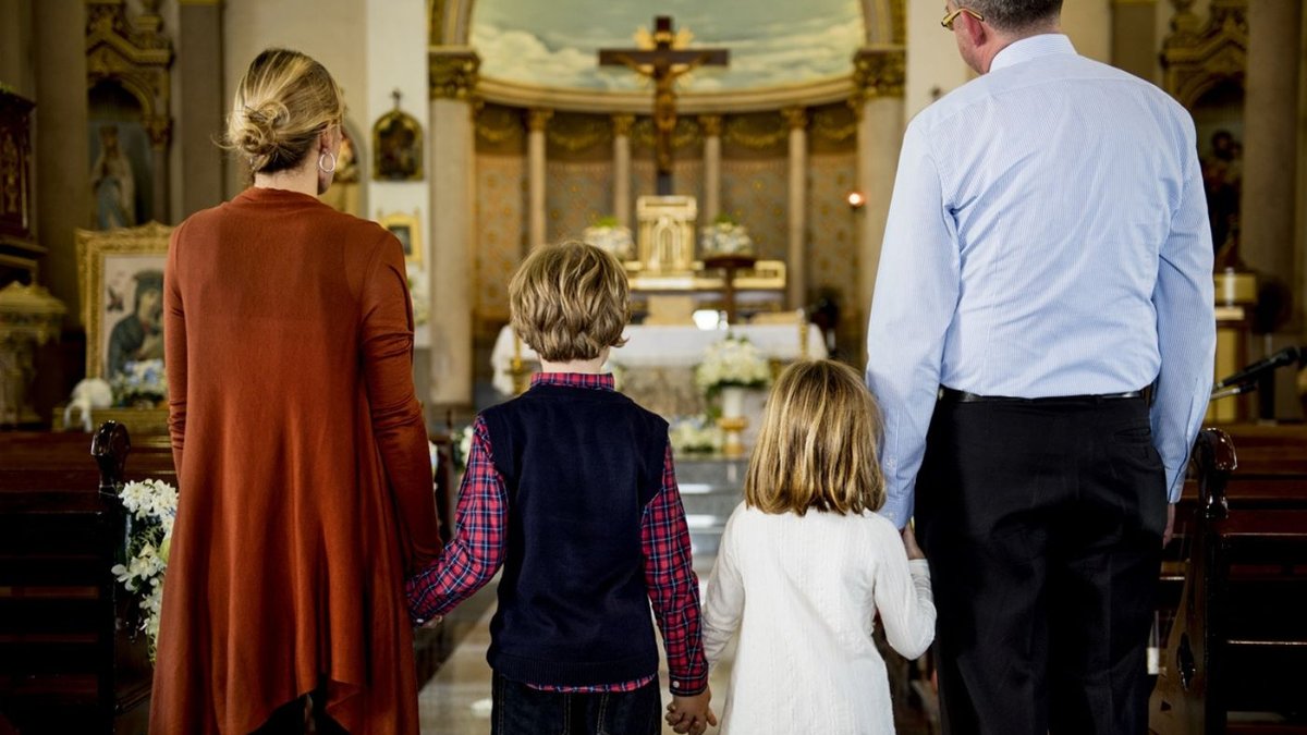 Komu błogosławi Kościół? Znaczenie błogosławieństw