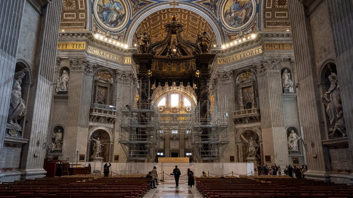 First Phase of the restoration works of the Baldacchino of St. Peter's Basilica