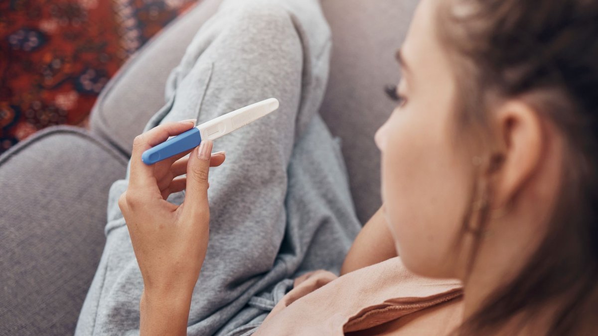 Alternatywy dla aborcji. Gdzie szukać pomocy?