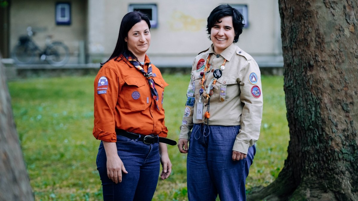 Neza Marija Slosar, Irena Mrak Merhar