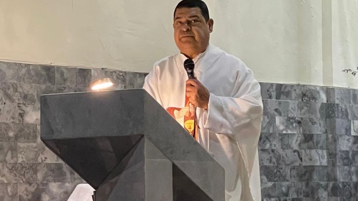 Father-Luis-Zuñiga